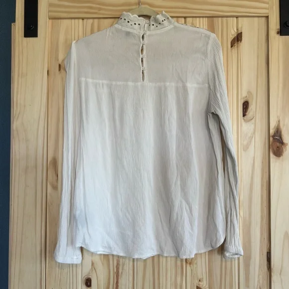 White High Neck Long Sleeve Blouse size small - Picture 5 of 6